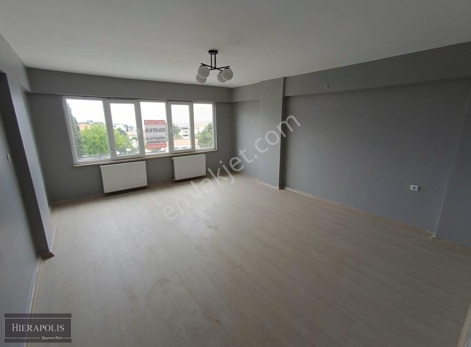 Buldan Merkezde 3+1 150m² İçi Yeni Arakat Satılık Daire