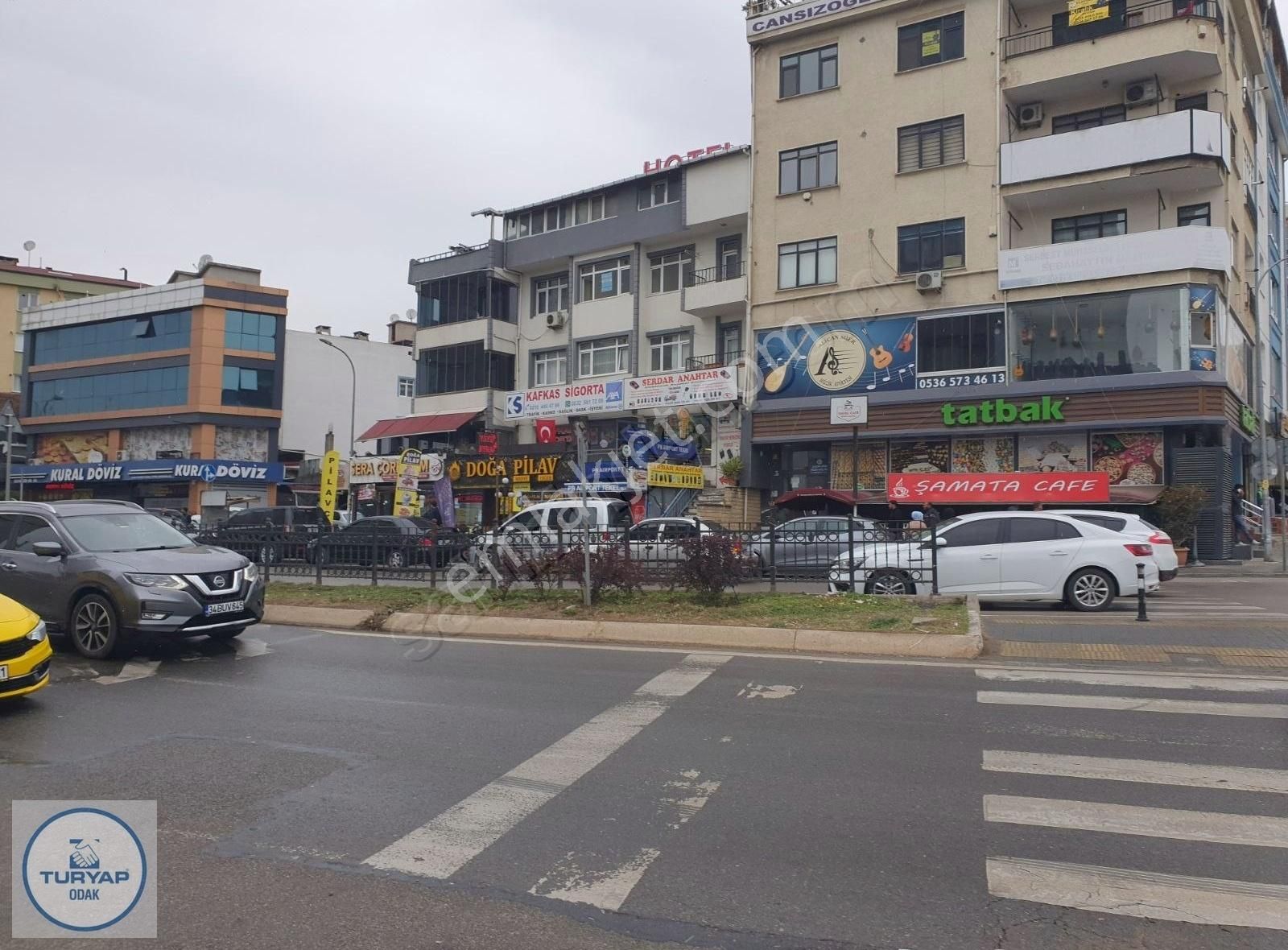 Tuzla İçmelerde Yüksek Tabela Değerli Kiralık 3+1 Geniş Ofis