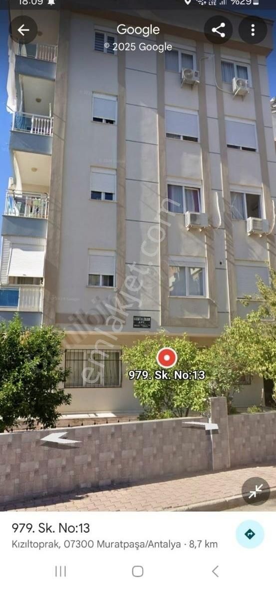 (videolu) Kızıltoprak'da 1+1 Kısmi Eşyalı Giriş Kat Daire
