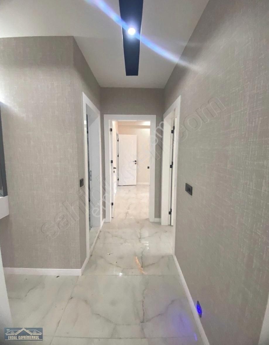 Şemikler Mah. Sifir 145 M2 Ebeveyn Banyolu 3+1 Daire - Görsel 8