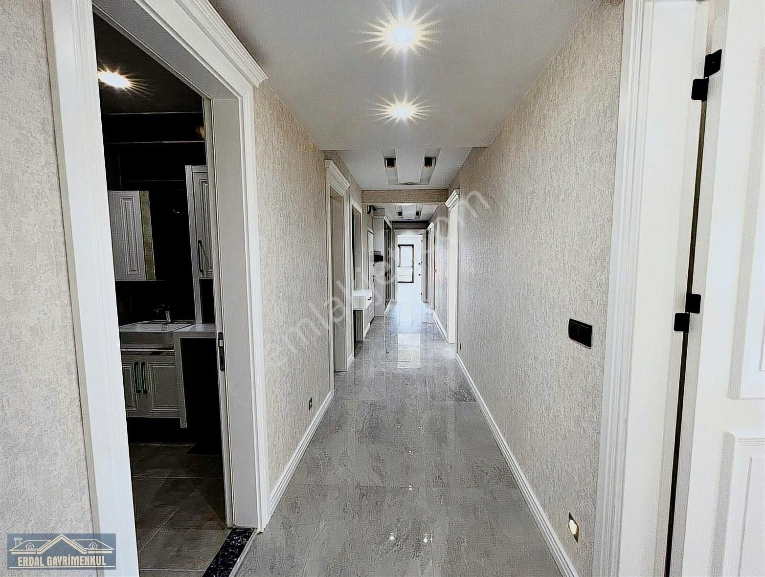 Akkonak Mah. 200 M2 Ultra Lüks Ebeveyn Bny.giyin.od.4+1 Daire - Görsel 2