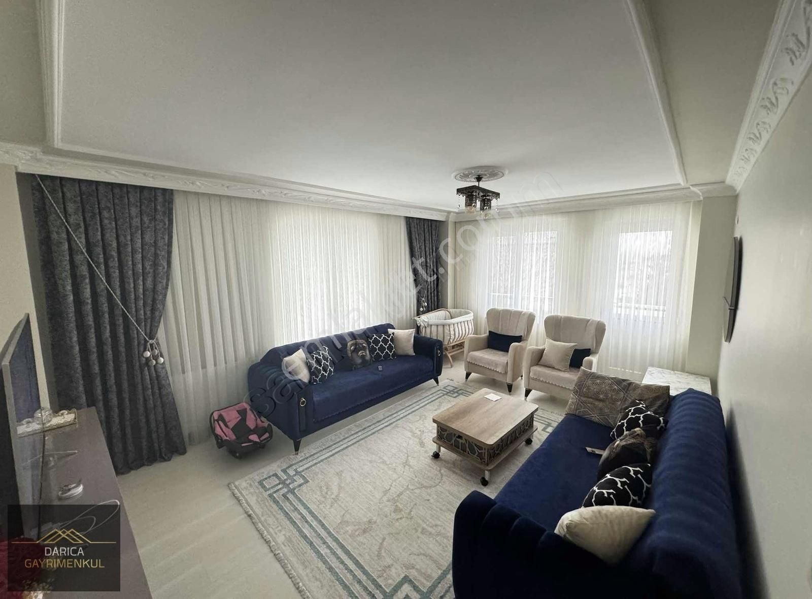 Tuzla Caddesinde Yüksek Giriş 2+1 95m2 Kiralık Daire