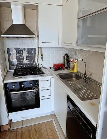 Başakşehir Emlak Konut Evlerinde 1+1 Eşyalı Kiralık Daire
