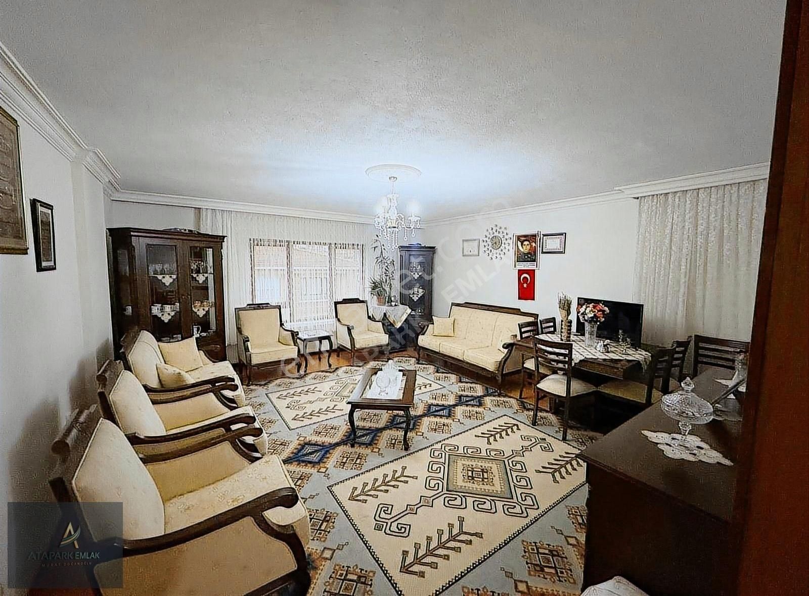 Uyanış Itri Caddesi Çevresinde Manzaralı Lüx 3+1 Satılık Daire