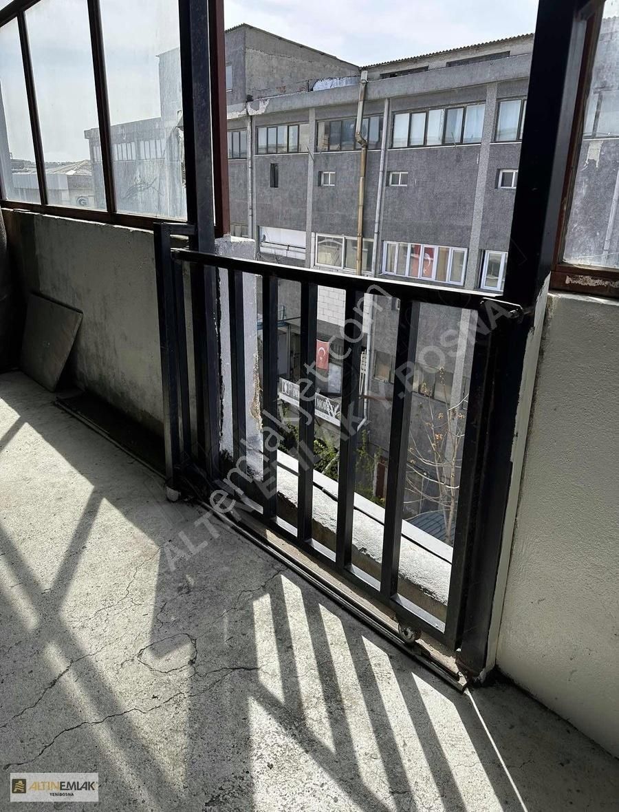 Çobançeşme De İmalathane 250 M2