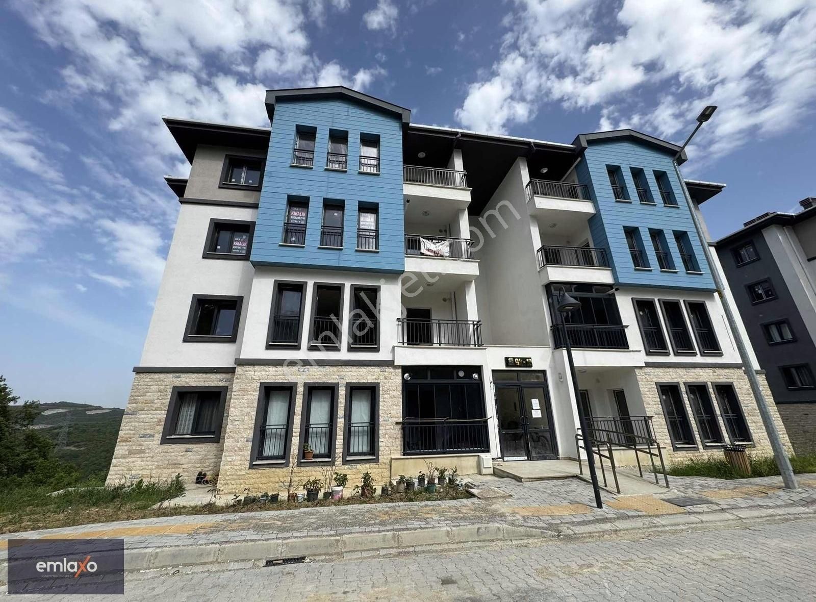 Emlaxo'dan Kiralık Sekbanlı Tokide 2+1 Daire