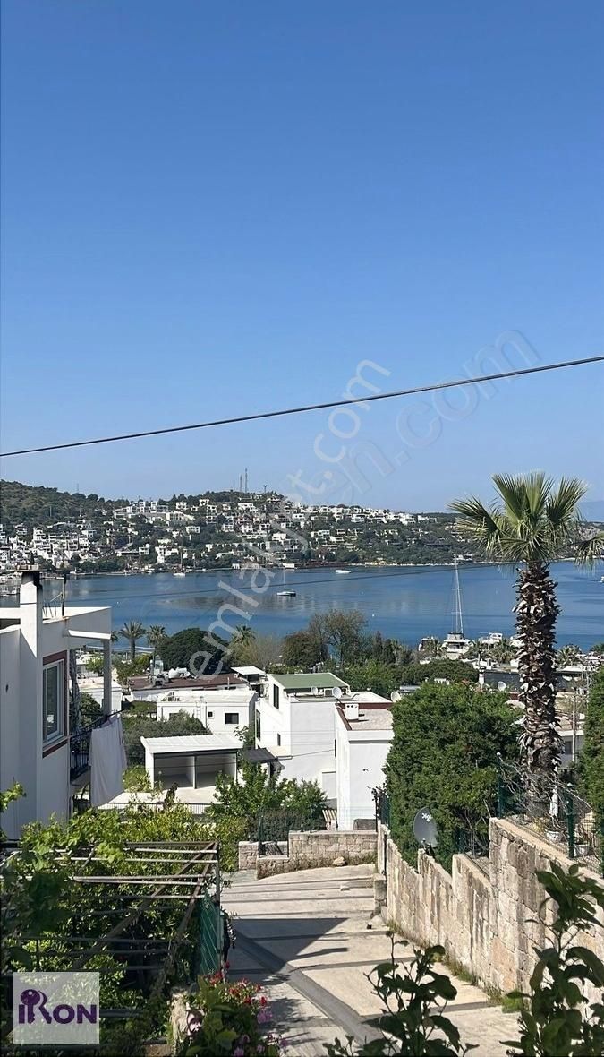 Türkbükü Kiralık 3+1 Deniz Manzaralı Miam A Yürüme Mesafesinde