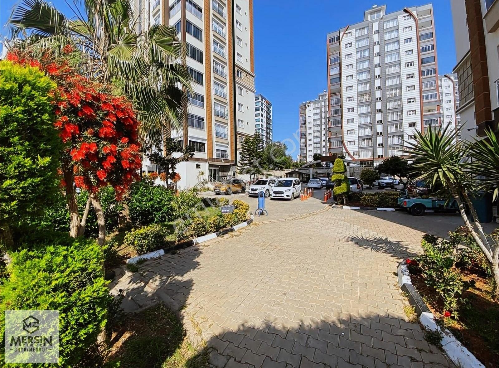 Merkezi Konumlu Site İçi Havuzlu Aqua Parklı Satılık 4+1 Daire - Görsel 6