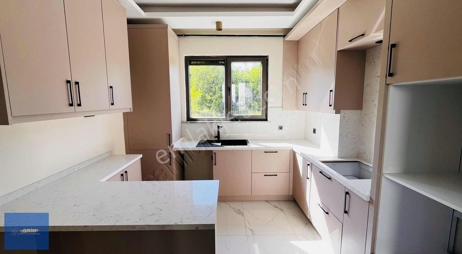 Grim İnşaat'tan K. Mülkiyet/özel Havuz/bahçe/sıfır Fırsat Villa - Görsel 16