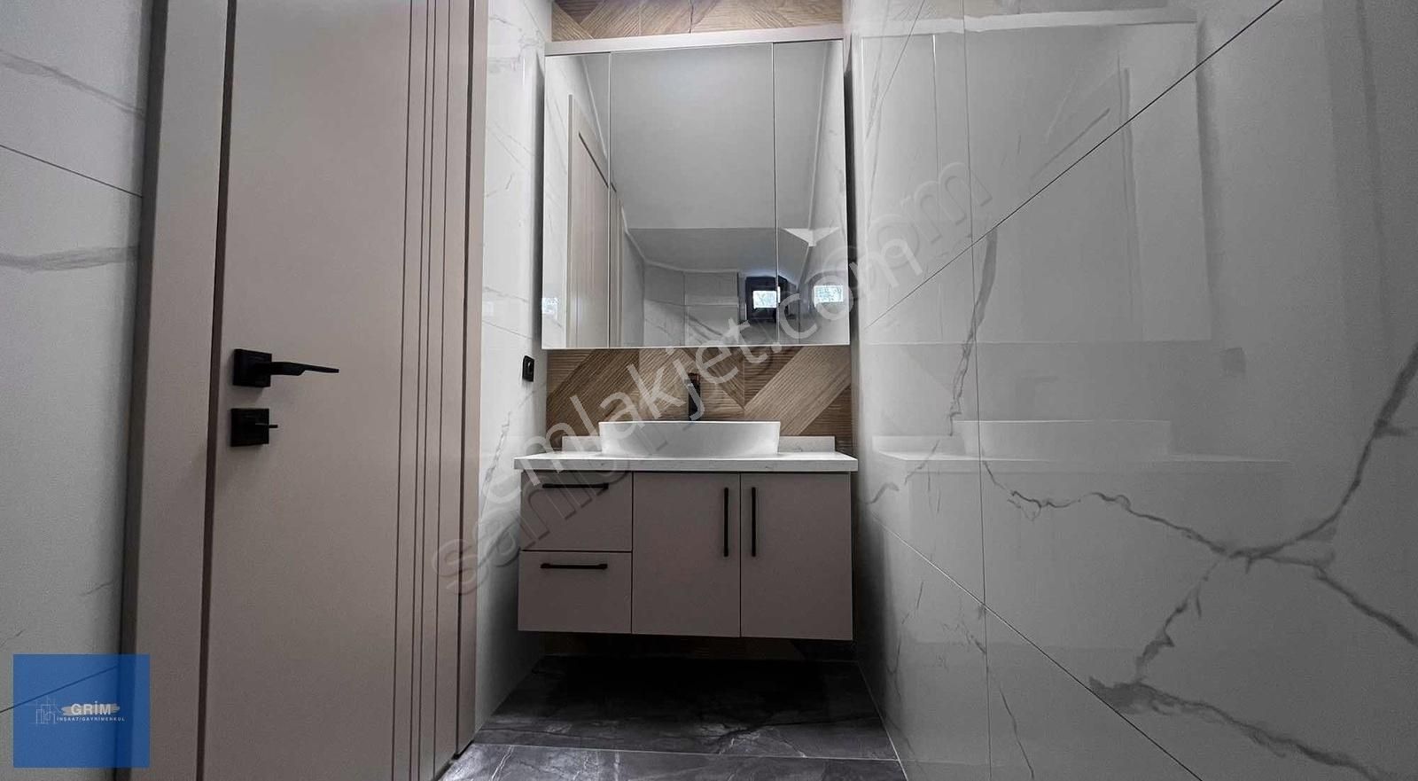 Grim İnşaat'tan K. Mülkiyet/özel Havuz/bahçe/sıfır Fırsat Villa - Görsel 27