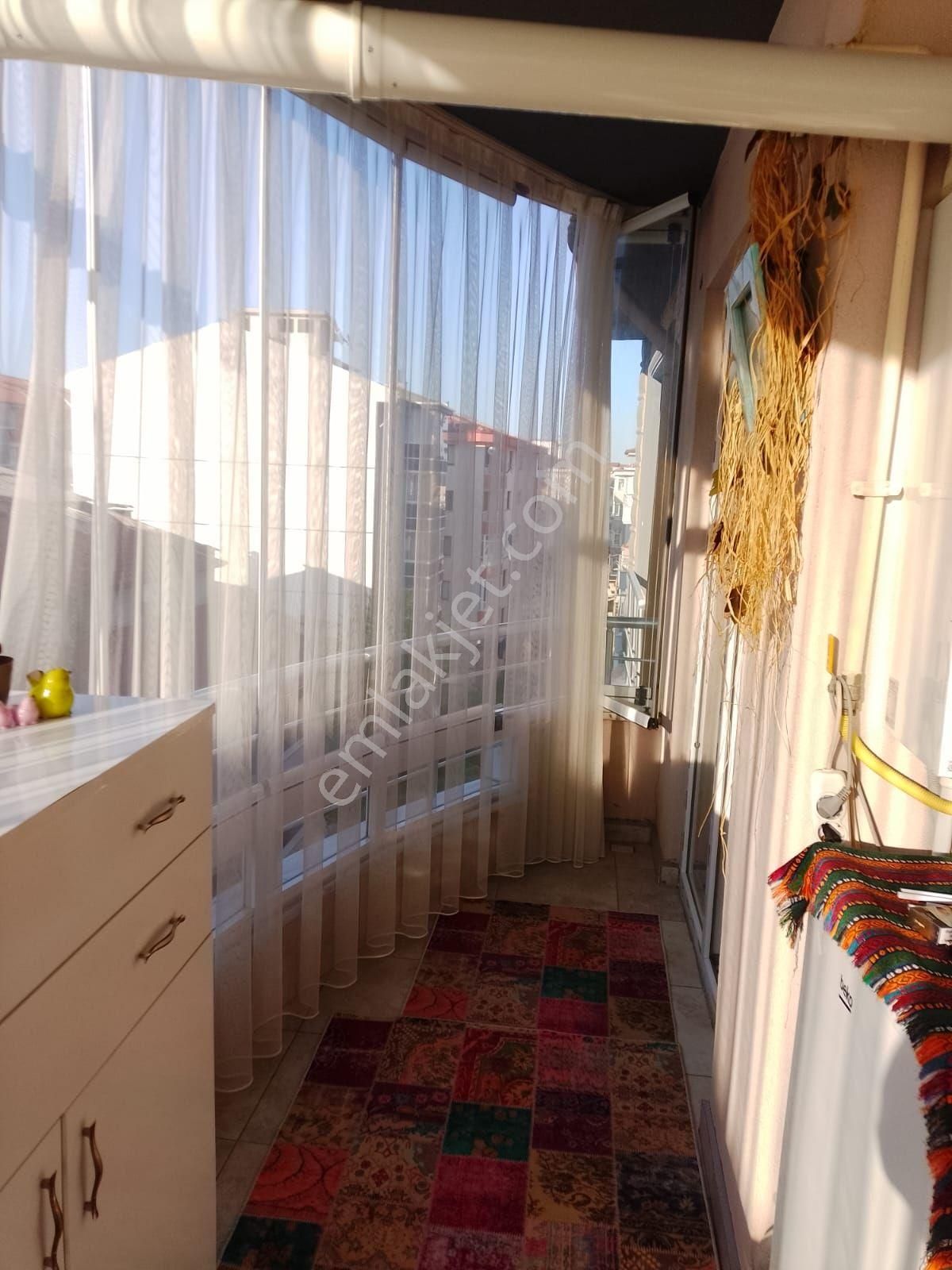 Borazanlar Mah Beyaz İnci Konutları Yan Tarafı