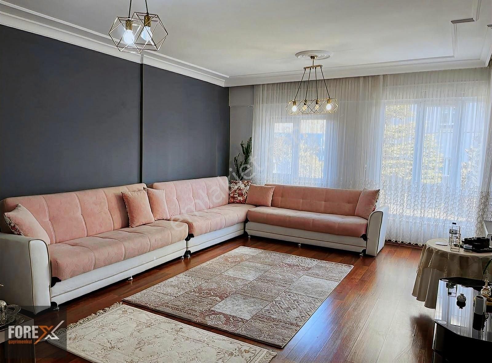 Talas Mevlanada İyi Konumda Eşyalı Kiralık 3+1 Daire