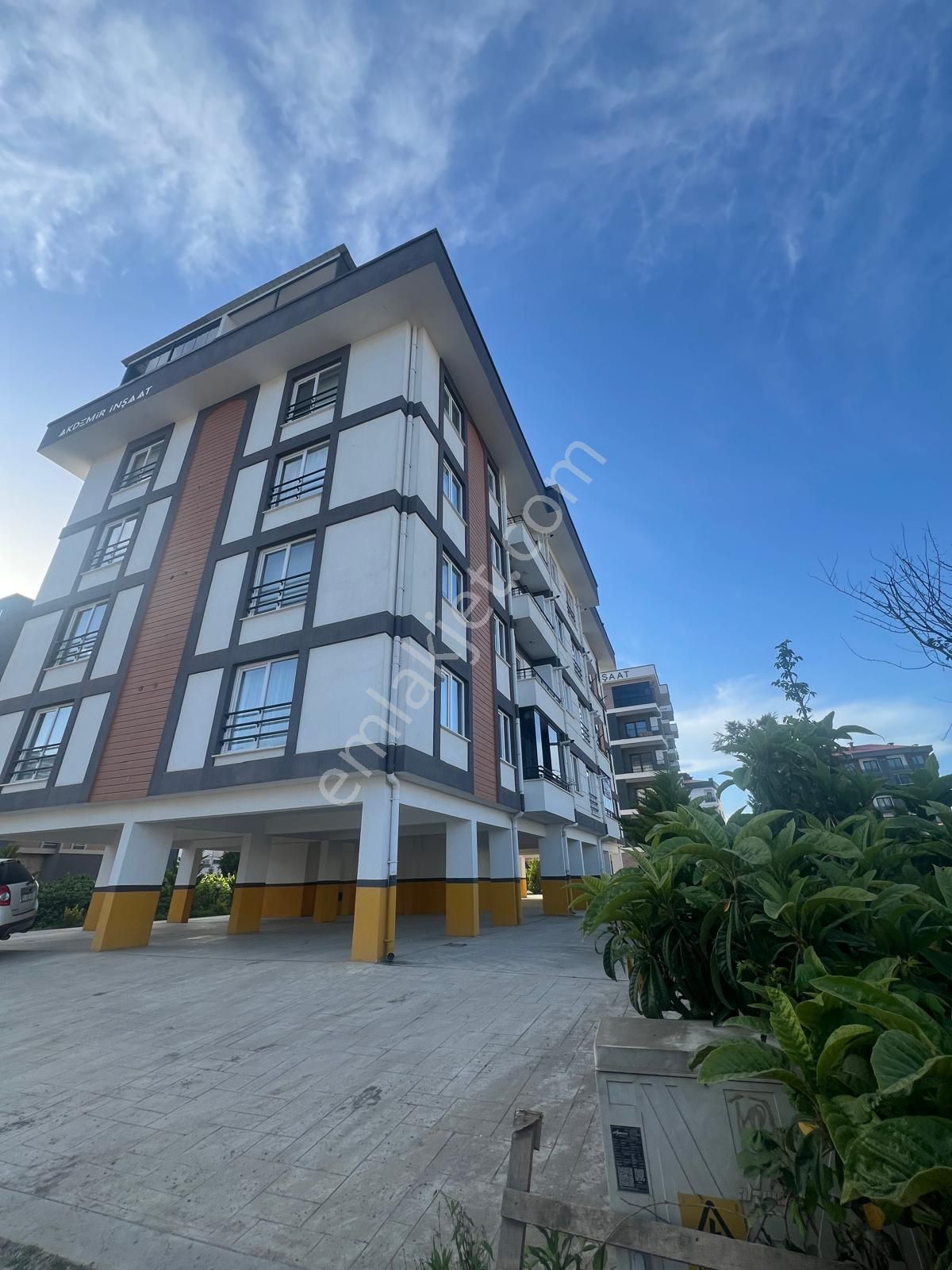 Cumhuriyet Mahallesinde 2+1 Satılık Sıfır Daire