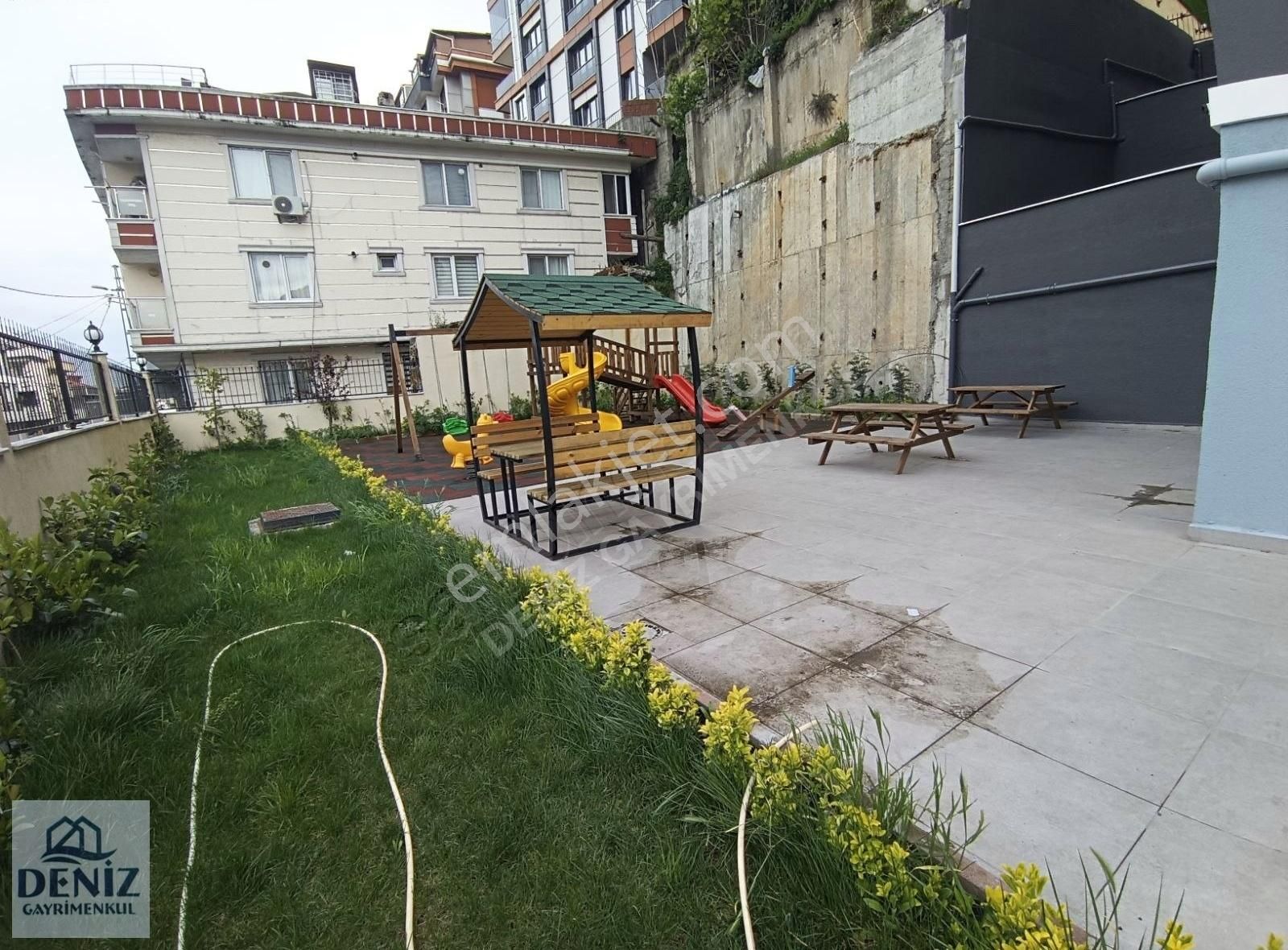 Deniz Gayrimenkulden Butik Site K.otopark Asansörlü 85m2 2+1