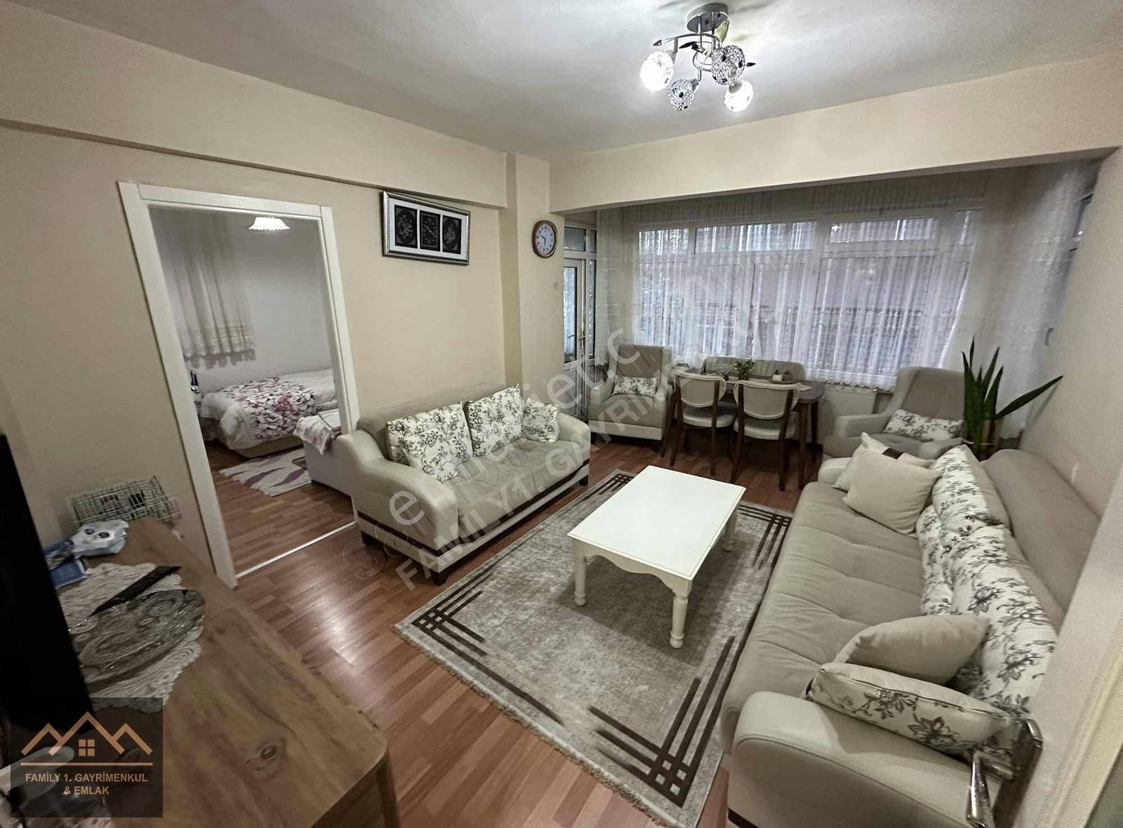 Family 1.gayrimenkul Den Yenimahallede Site İçinde Satılık Daire