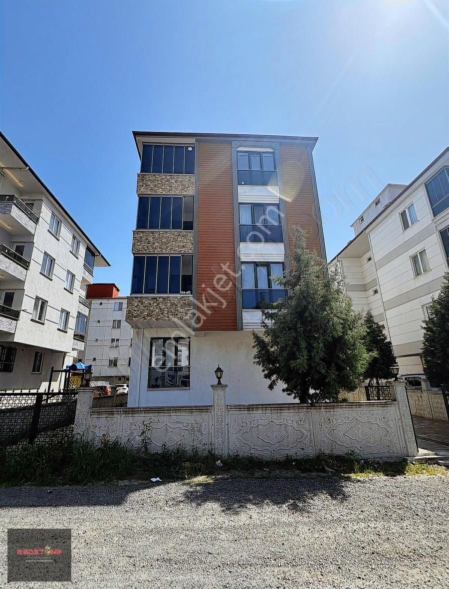 Redstone'dan Şeyh Sinan'da Satılık 2+1 Masrafsız Daire