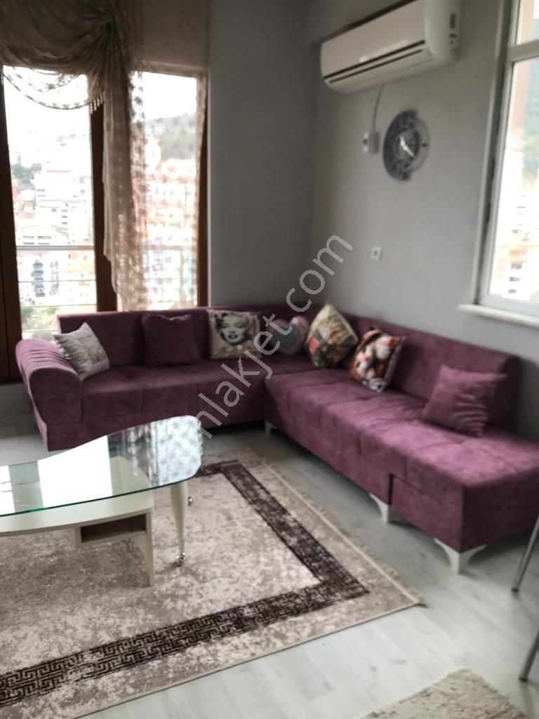 Çukurbahçede Deniz Manzaralı 1+0 Full Eşyalı Satılık Daire