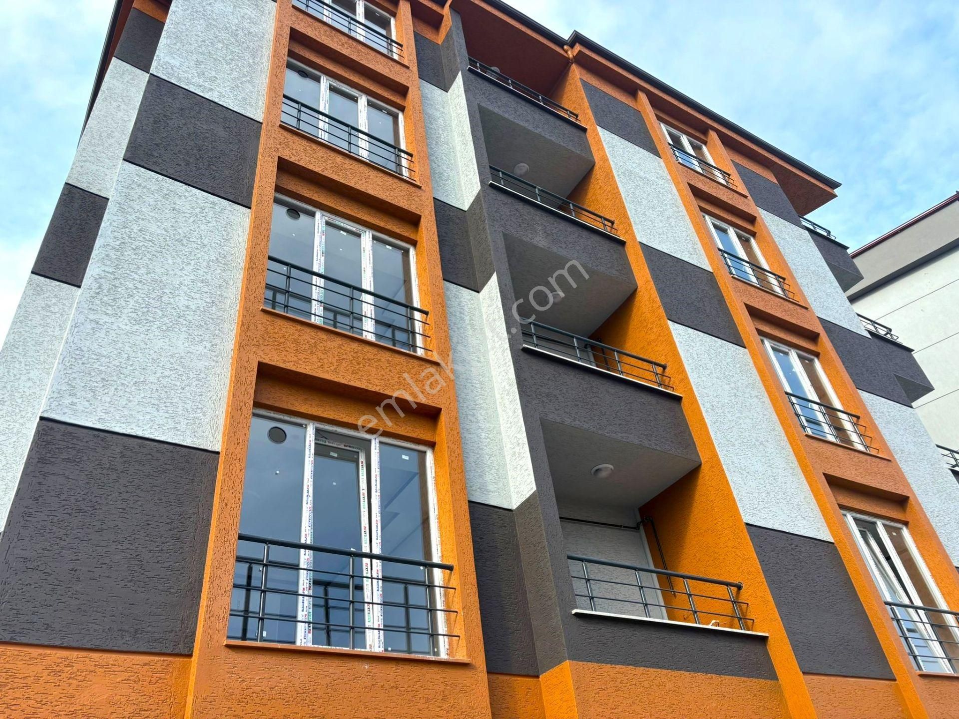 ***eryıldız İnşaat'tan***acill Bağlık Mah.merkezde Yerden Isıtmalı K.otoparklı Lüx 1+1***