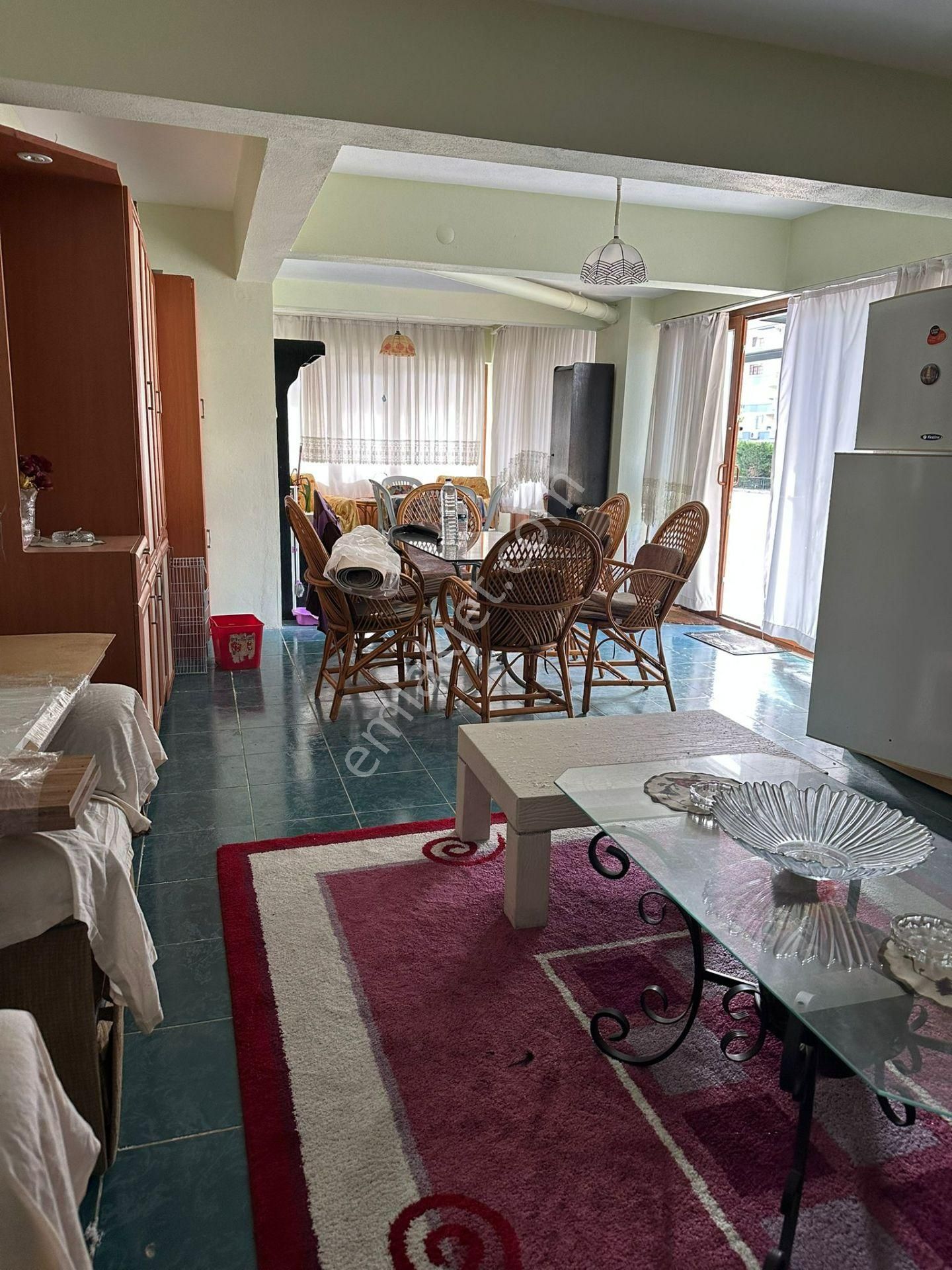 Kumlada 1+0 Havuzlu Giriş Kat Satılık Daire
