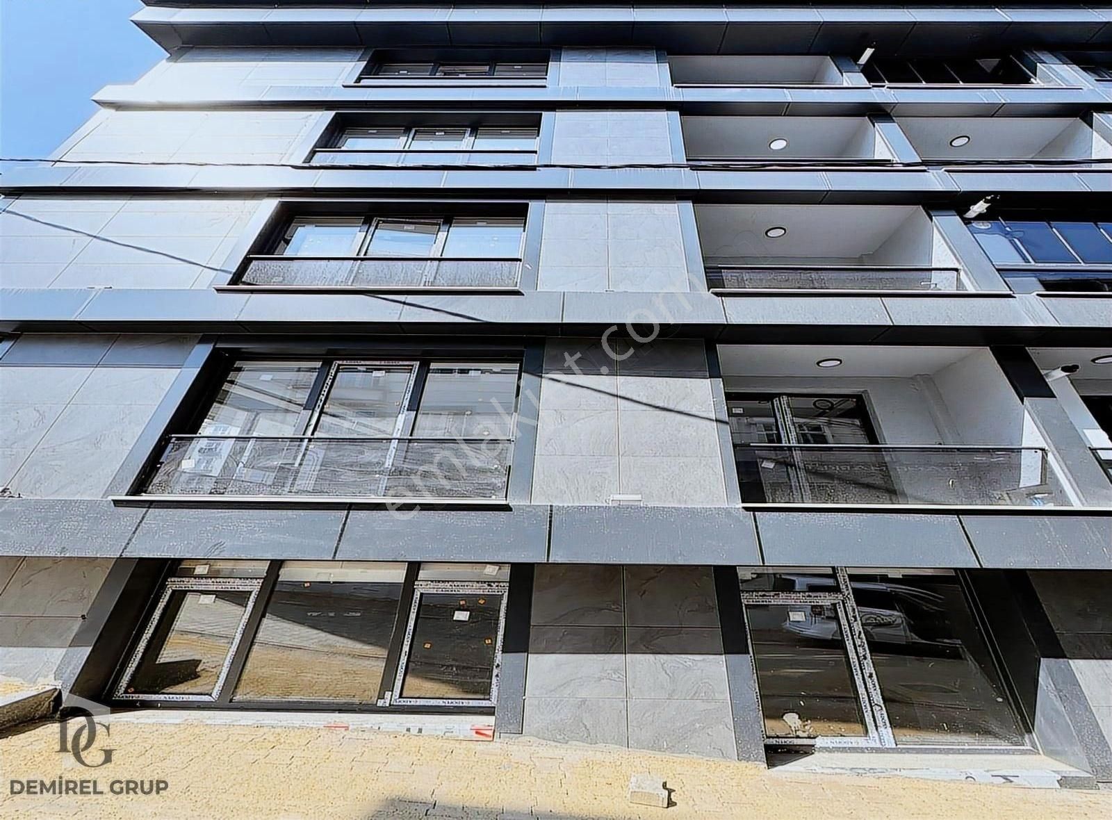 Metrobüse Yakın Güzelyurt Mahallesi Sıfır İnşaat 3+1 Fırsatdaire