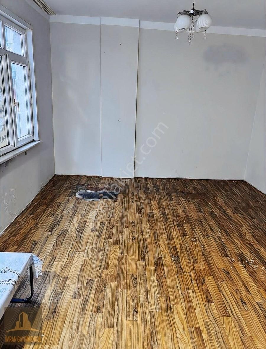 Zeytinburnu Gökalp Mahallesinde Satılık 1+1 Daire