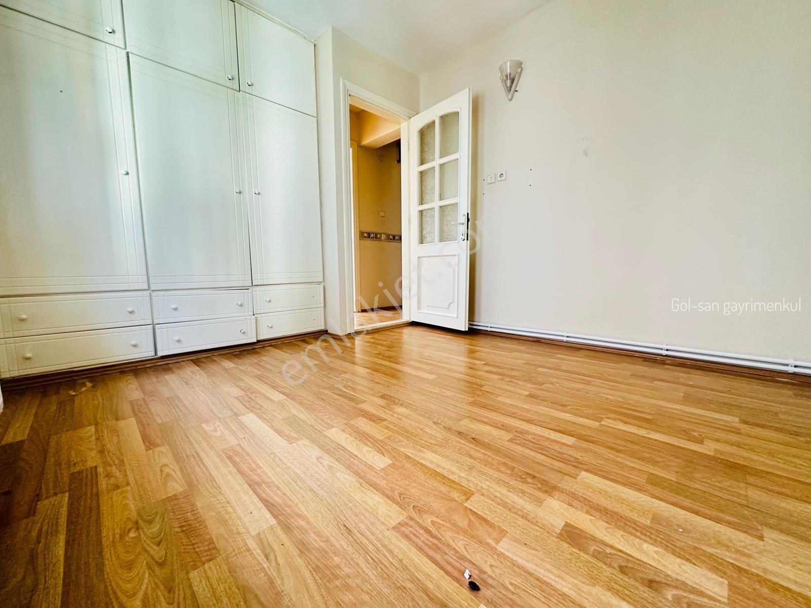 🏡 Göl-san Gayrimenkul’den 🏡 Pınarbaşı Mah. 3+1 Doğalgazlı Kiralık Daire
