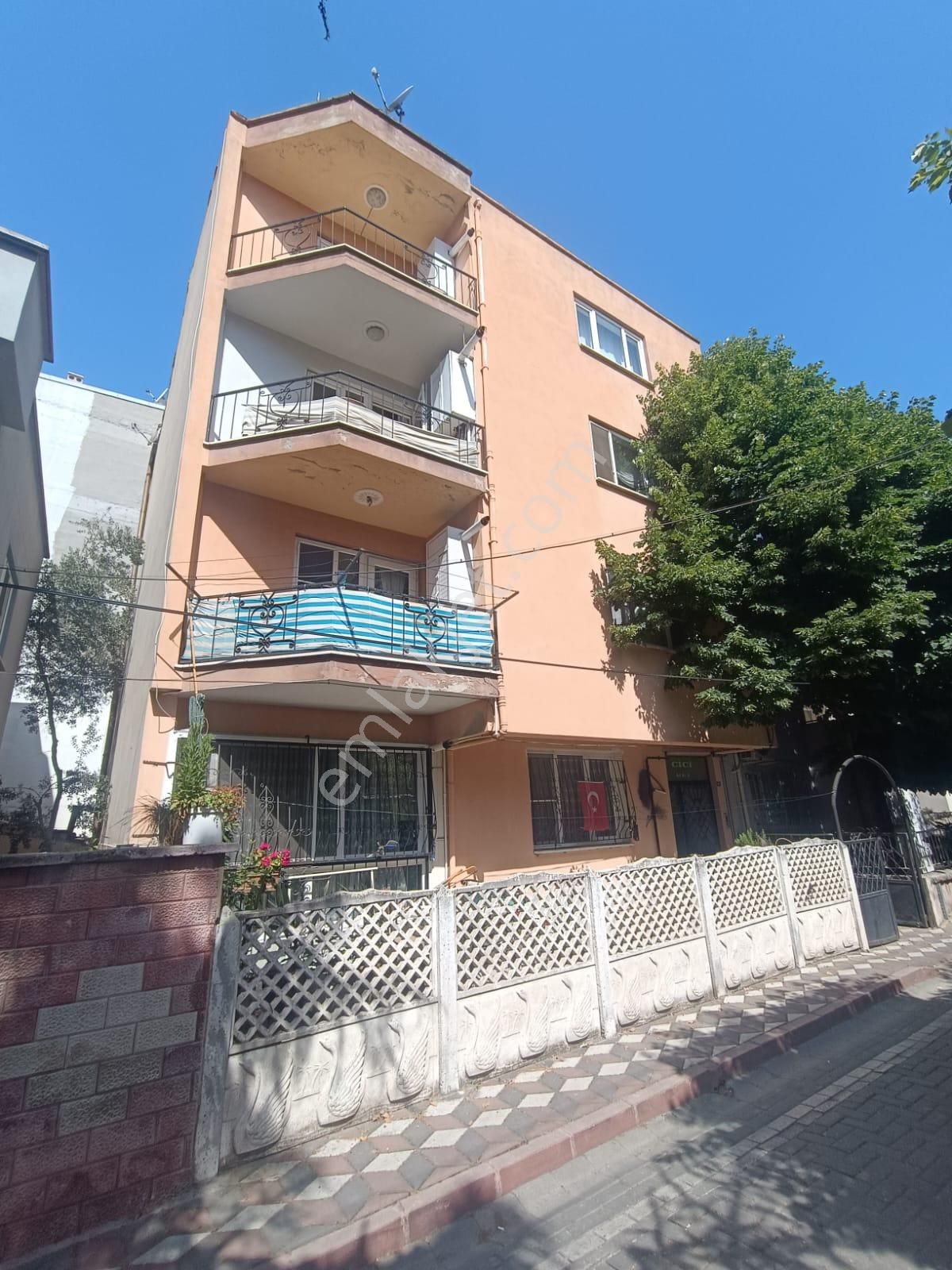 Fırsat Daire (eminden)