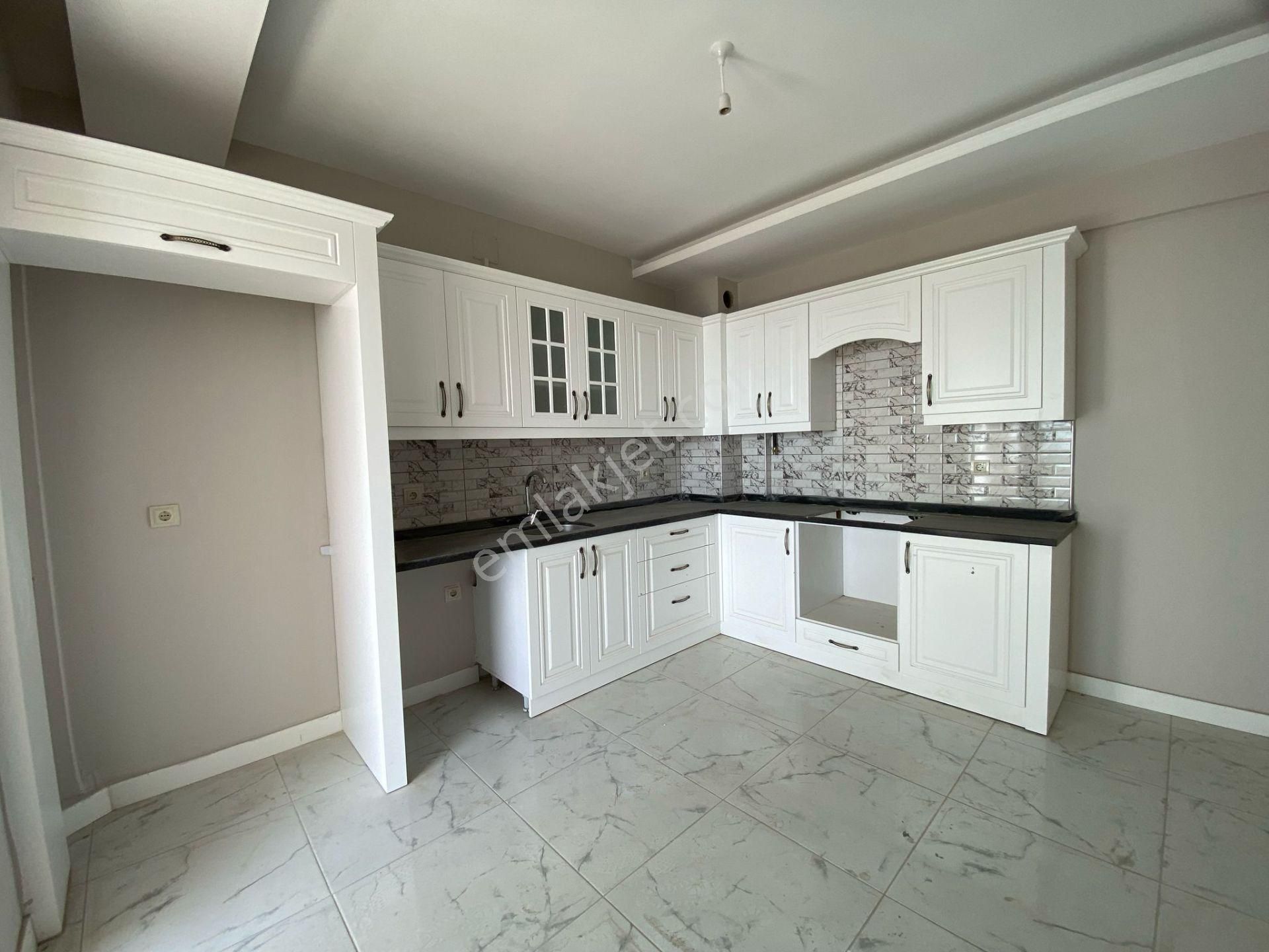 Özel Beyza Okulu Civarı 4+1 Satılık Daire