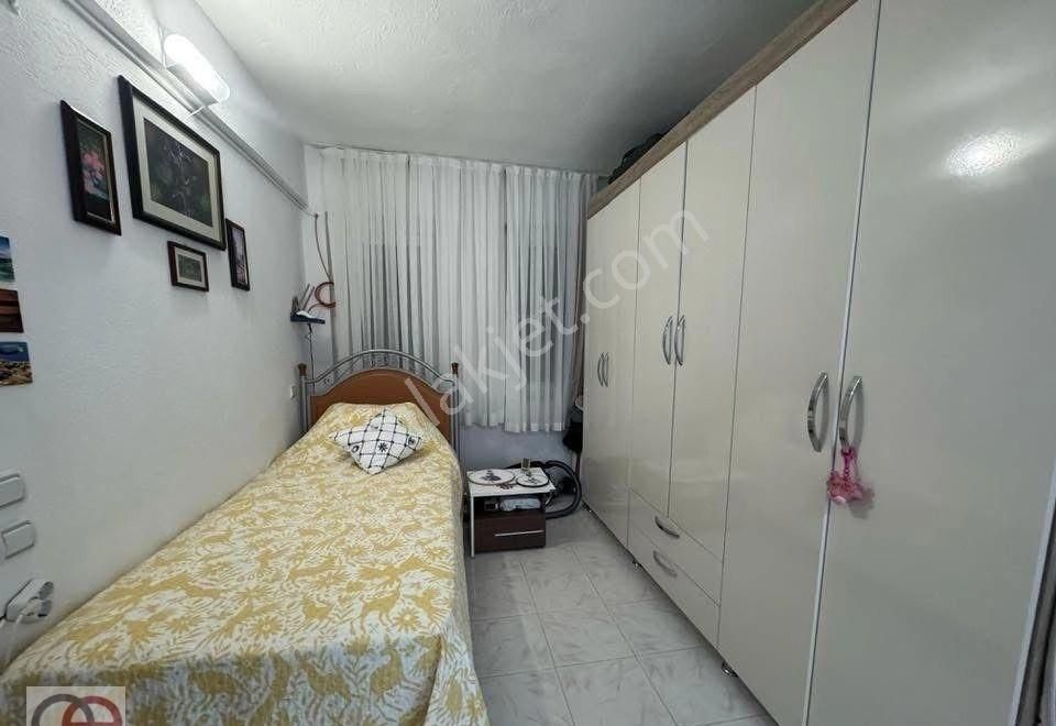 Kuşadası Davutlarda 3+1 Havuzlu Sitede Köşe Konum Yazlık Villa