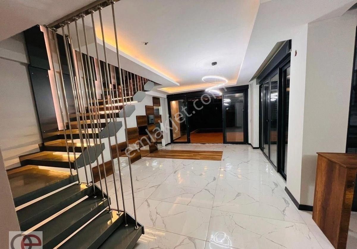 Kuşadası Davutlar Sahilinde Köşe Konum 3+1 Tek Müstakil Özel Havuzlu Villa - Görsel 3