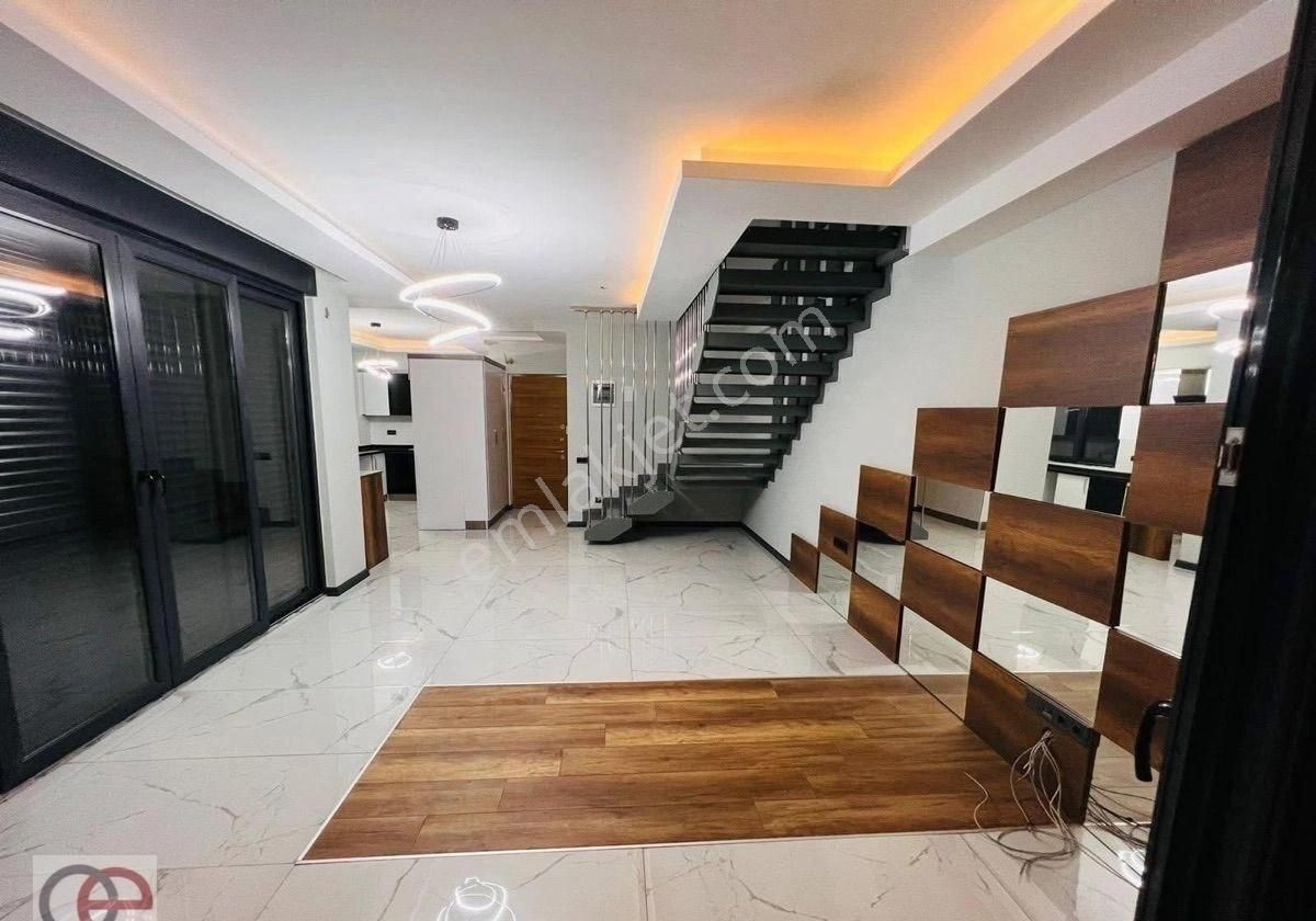 Kuşadası Davutlar Sahilinde Köşe Konum 3+1 Tek Müstakil Özel Havuzlu Villa - Görsel 8