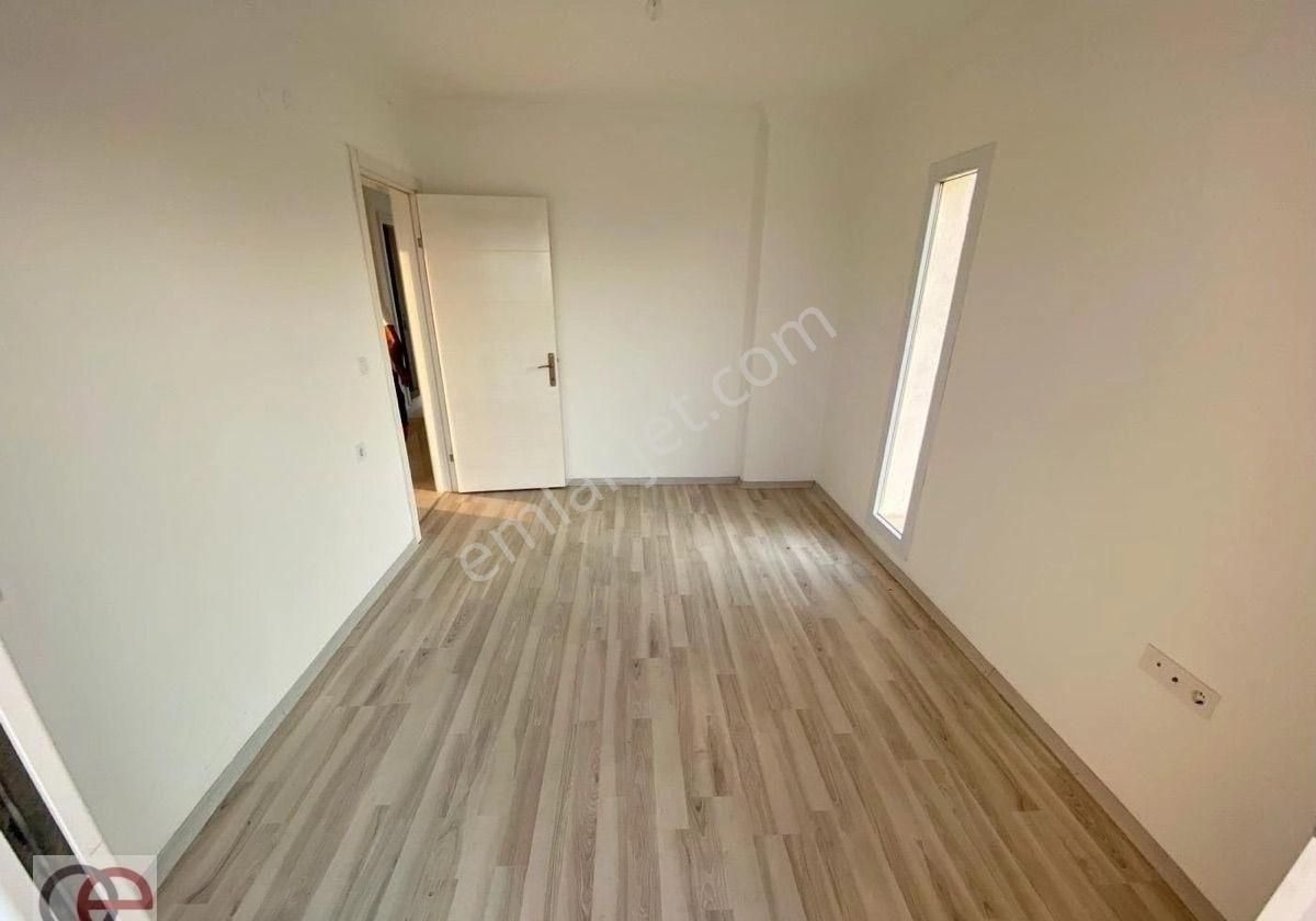 Kuşadası Güzelçamlıda 3+1 Sıfır Havuzlu Sitede Deniz Manzaralı Villa