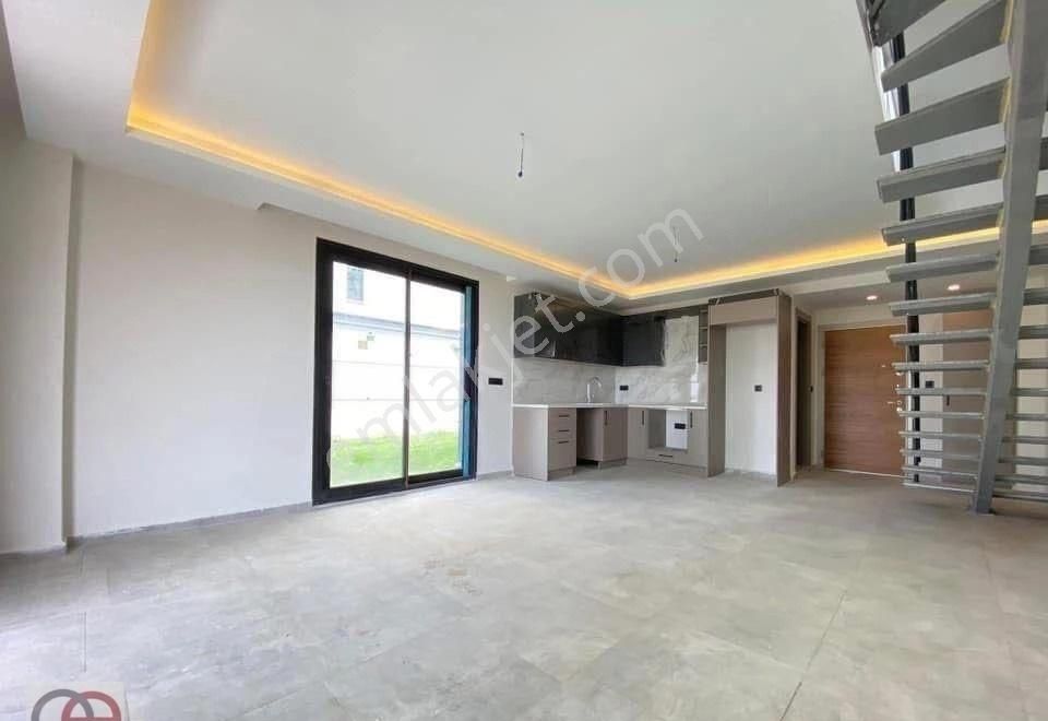 Kuşadası Davutlar Sahilinde 3+1 Sıfır Köşe Konum Tek Müstakil Havuzlu Sitede Villa - Görsel 6