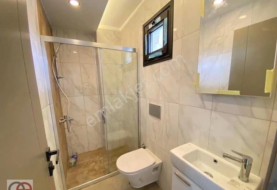 Kuşadası Davutlar Sahilinde 3+1 Sıfır Köşe Konum Tek Müstakil Havuzlu Sitede Villa - Görsel 11