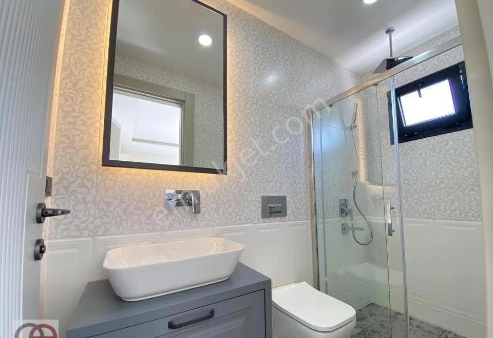 Kuşadası Davutlar Sahilinde Denize Yürüme Mesafesinde 4+1 Sıfır Tek Müstakil Özel Havuzlu Villa - Görsel 3