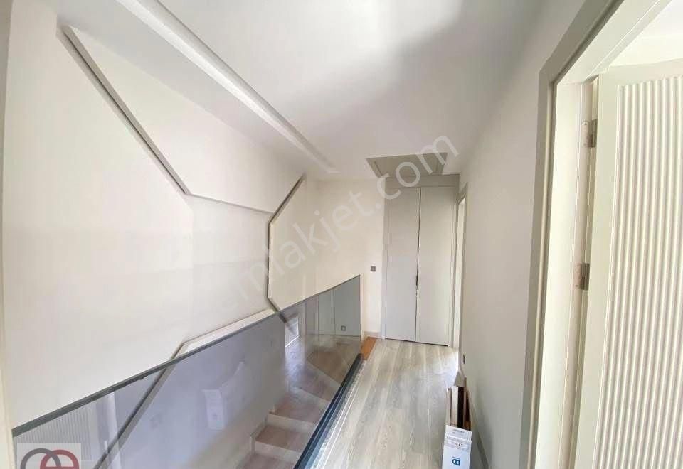 Kuşadası Davutlar Sahilinde Denize Yürüme Mesafesinde 4+1 Sıfır Tek Müstakil Özel Havuzlu Villa - Görsel 18