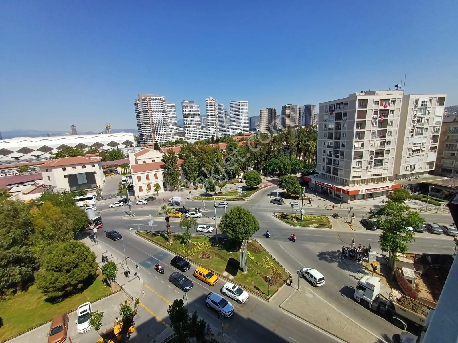 Alsancak Talatpaşa Bulvarı Prestijli Konumda Kiralık İş Yeri 4+1