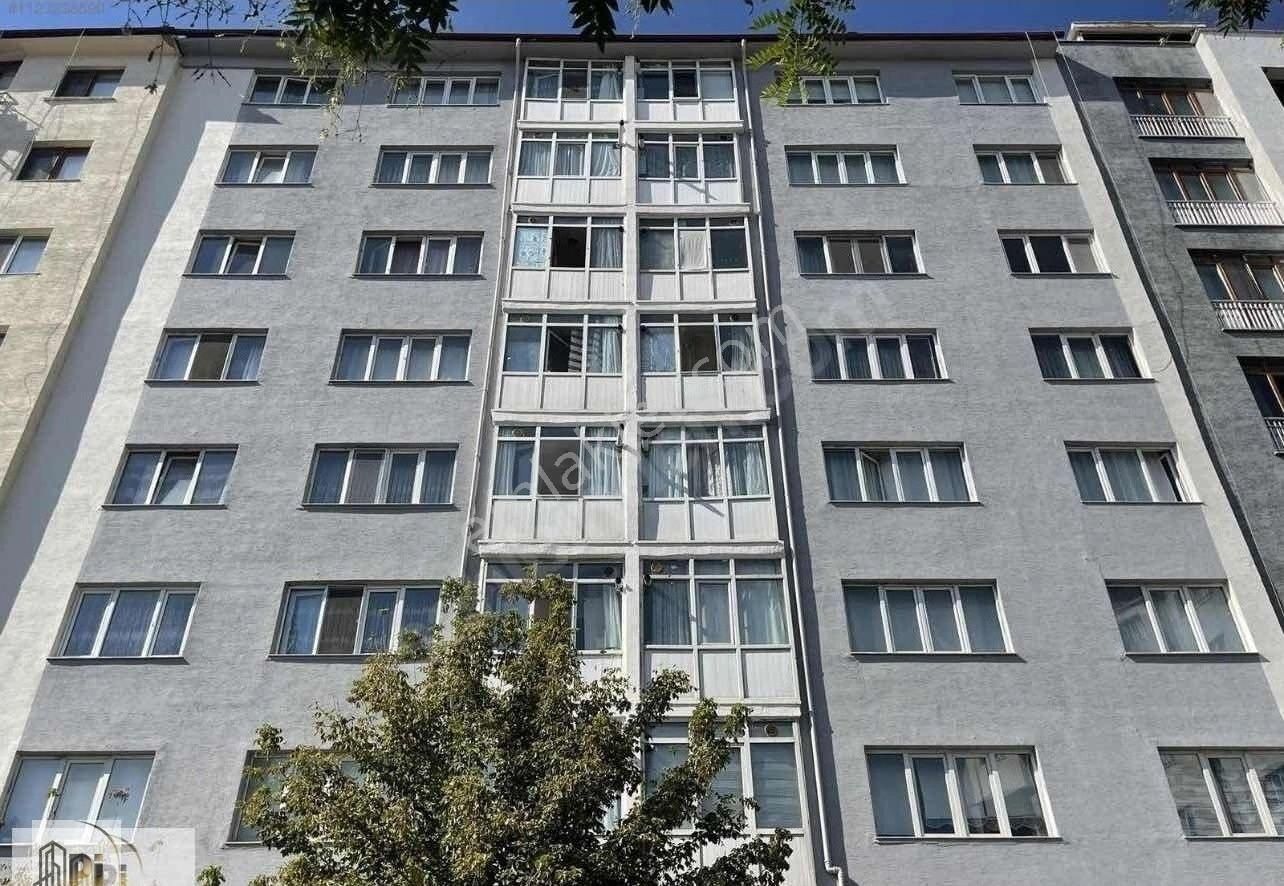 Pi Emlak'tan Işıklar Mh. Asansörlü Arakat Kiralık 2+1 Daire