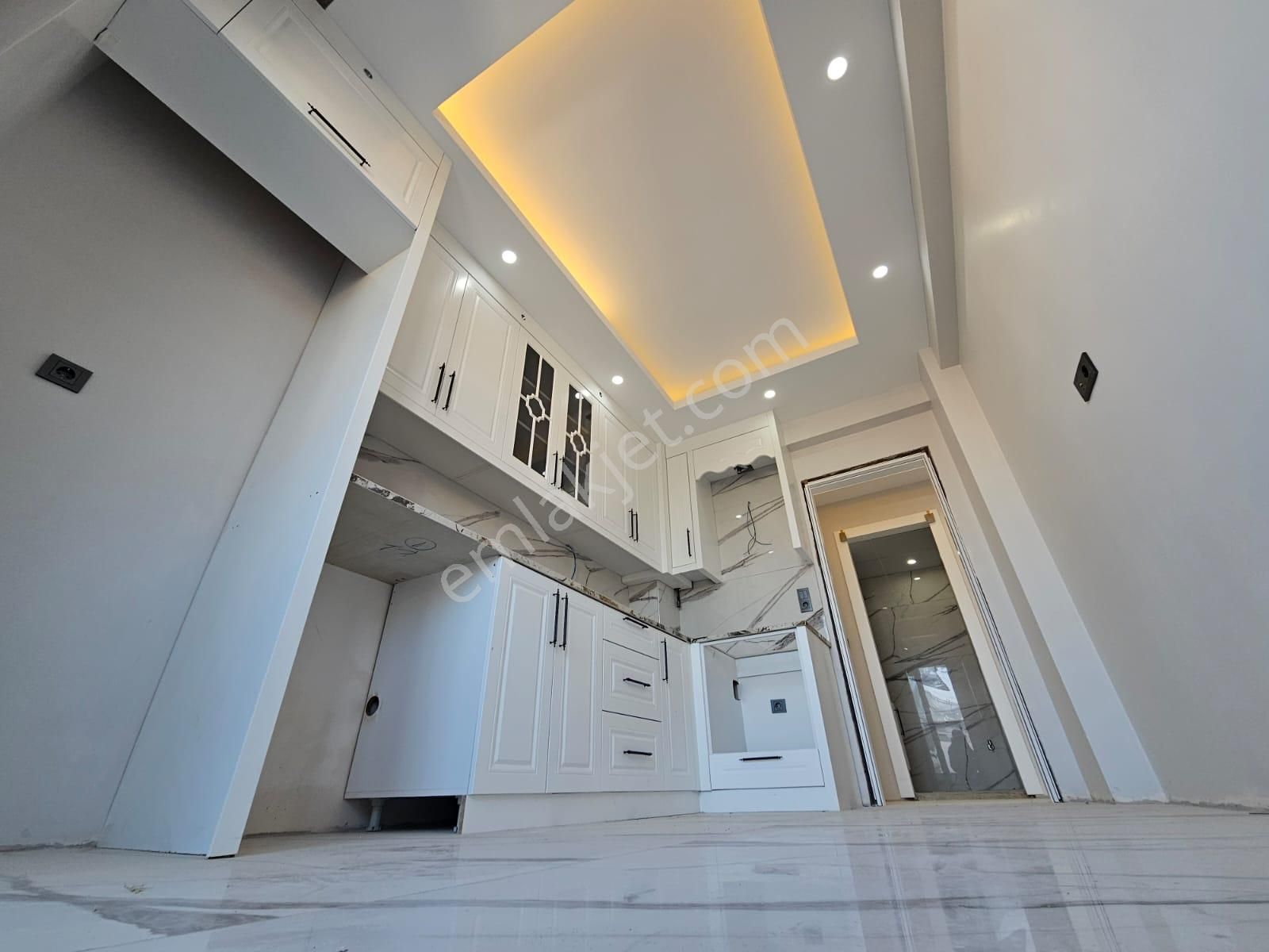 Denizli Gümüşçay'da Albayrağa Yakın 2+1 120 M2 Asansörlü Kapalı Otoparklı Satılık Fırsat Daireler