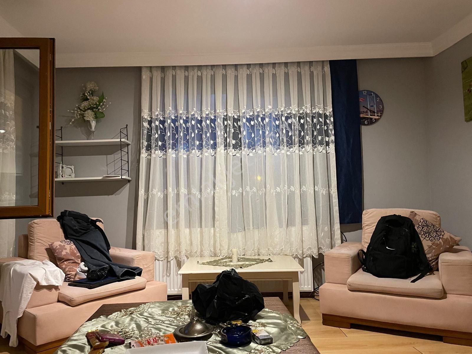 Kiralık Beykoz Ortaçeşme Çayırda Müstakil 1+1 Eşyalı Daire