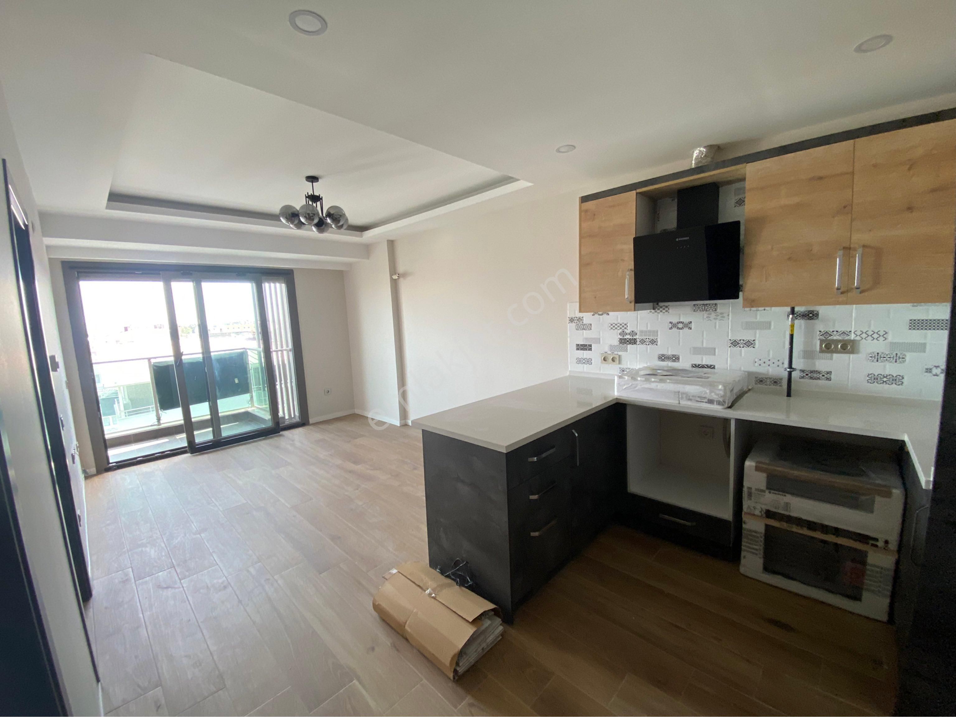 Seo’dan Yenicami Mahallesinde 1+1 Satılık Daire - Görsel 4