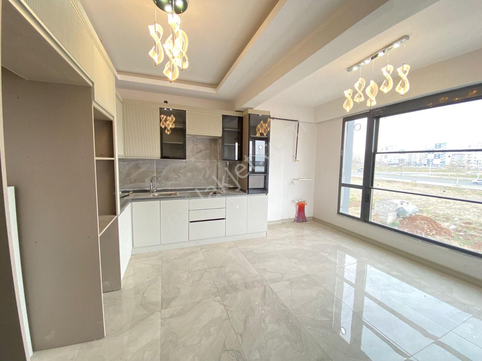 Zara Gayrimenkul'den Nevruzpark Civarı 2+1 Sıfır Lüks Daire