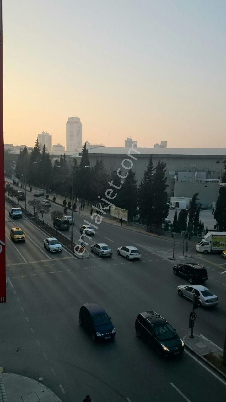Kahramanlar Metroya Yakın Satılık Ofis 70m2