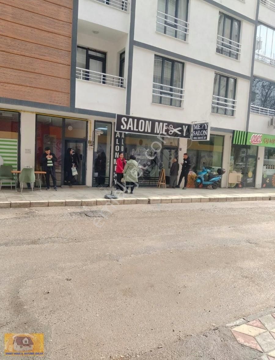 Ünüversite Mh Sinde Satılık Dükan