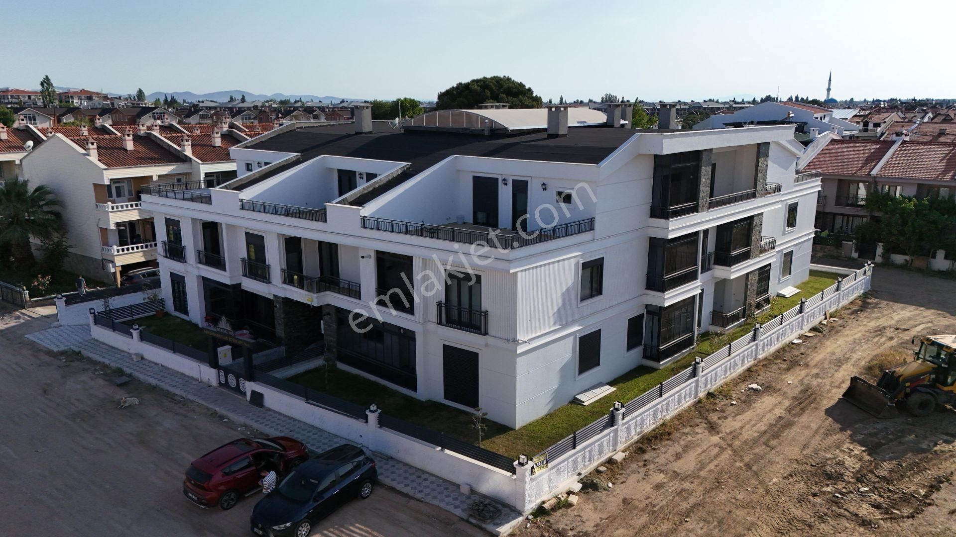 Irmaksudan Edremit De Lüks Konforlu Bahçe Kullanımlı 1+1 Daire