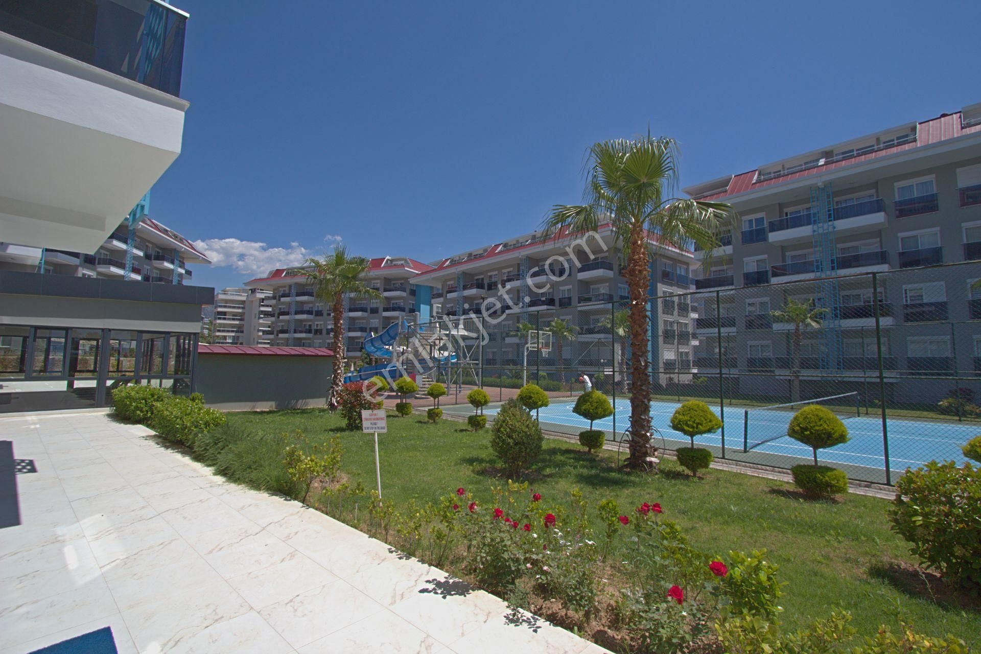 Kestel Fullaktiviteli Siteiçi Düzayak 3+1 Daire