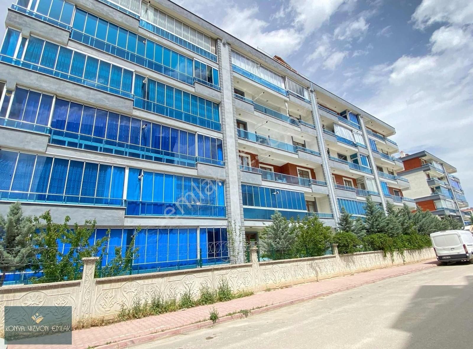 Vizyon'dan Hamzaoğlu Parkı Karşısı Kiralık 3+1 Daire