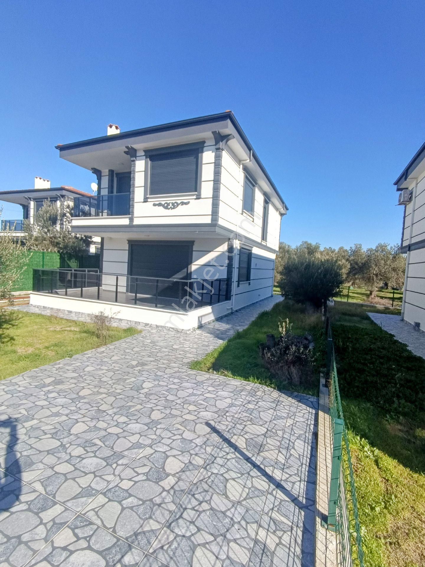 Taş Emlak'tan Sarımsaklı'da Müstakil Kupon Villa