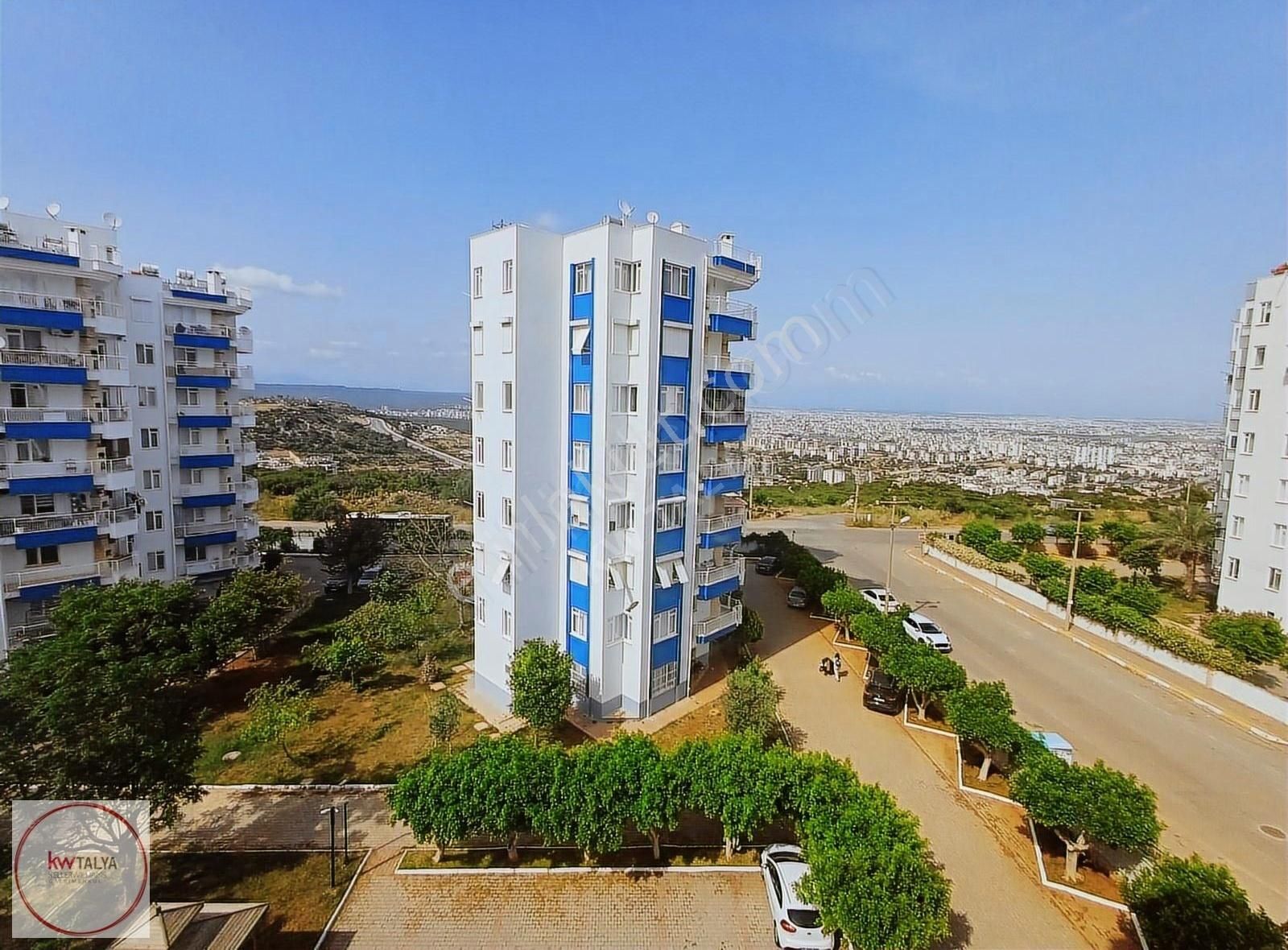 Çankaya Mahallesi Çankaya Sitesinde 3+1 Eşyalı Daire