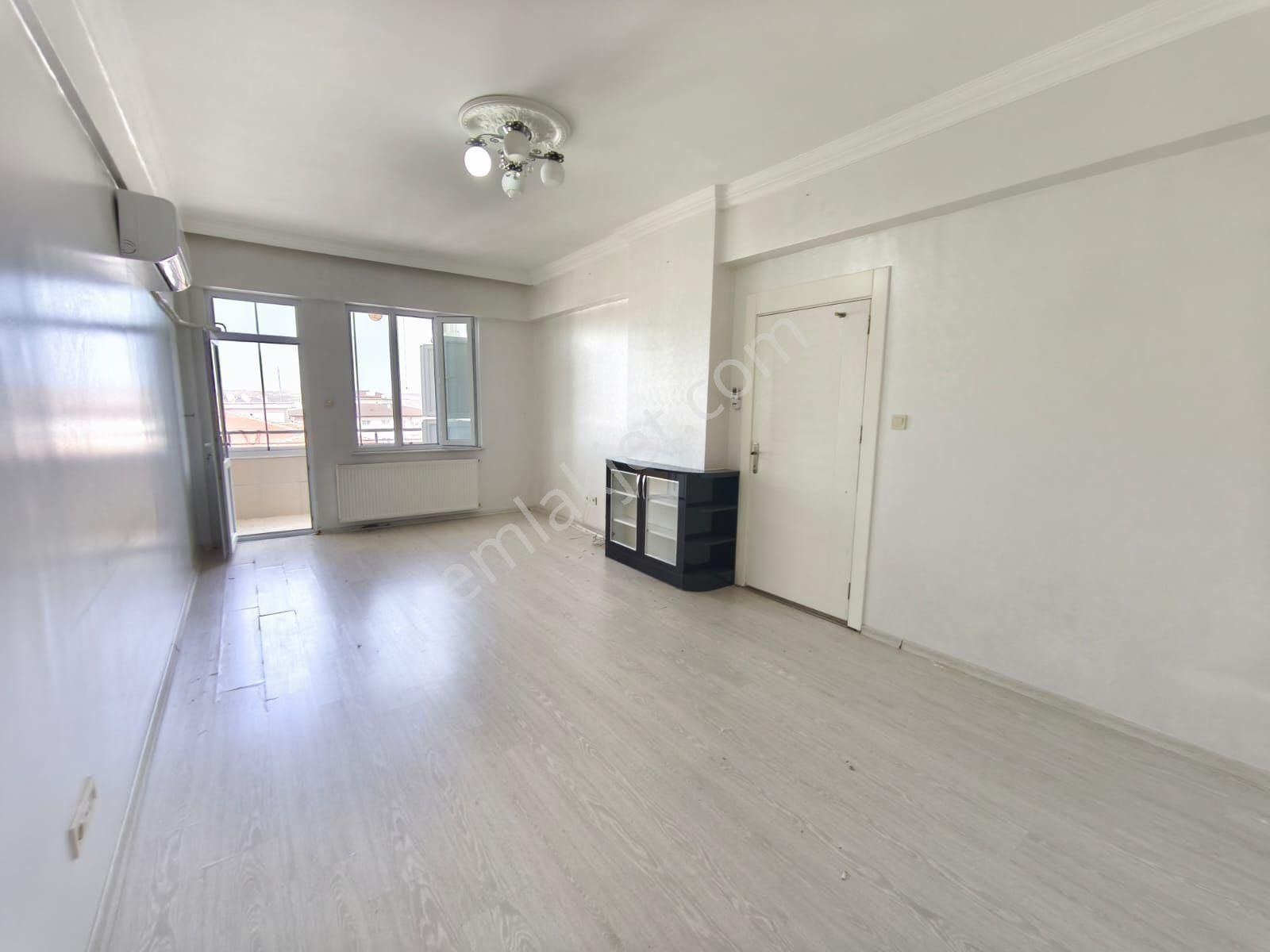 Seyran Emlak'tan Seyrantepe Merkezi Konumda 2+1 Satılık Daire